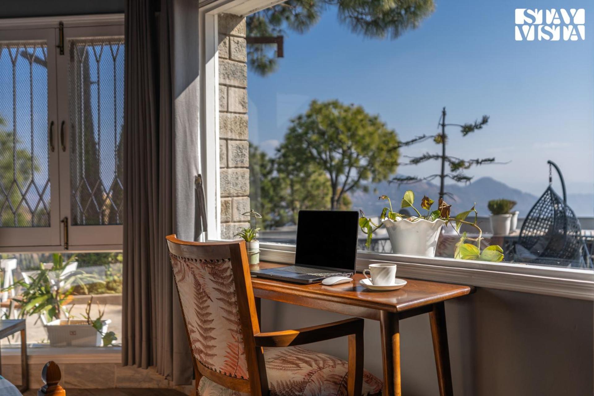 Stayvista At Serene With Outdoor Bonfire Barog エクステリア 写真