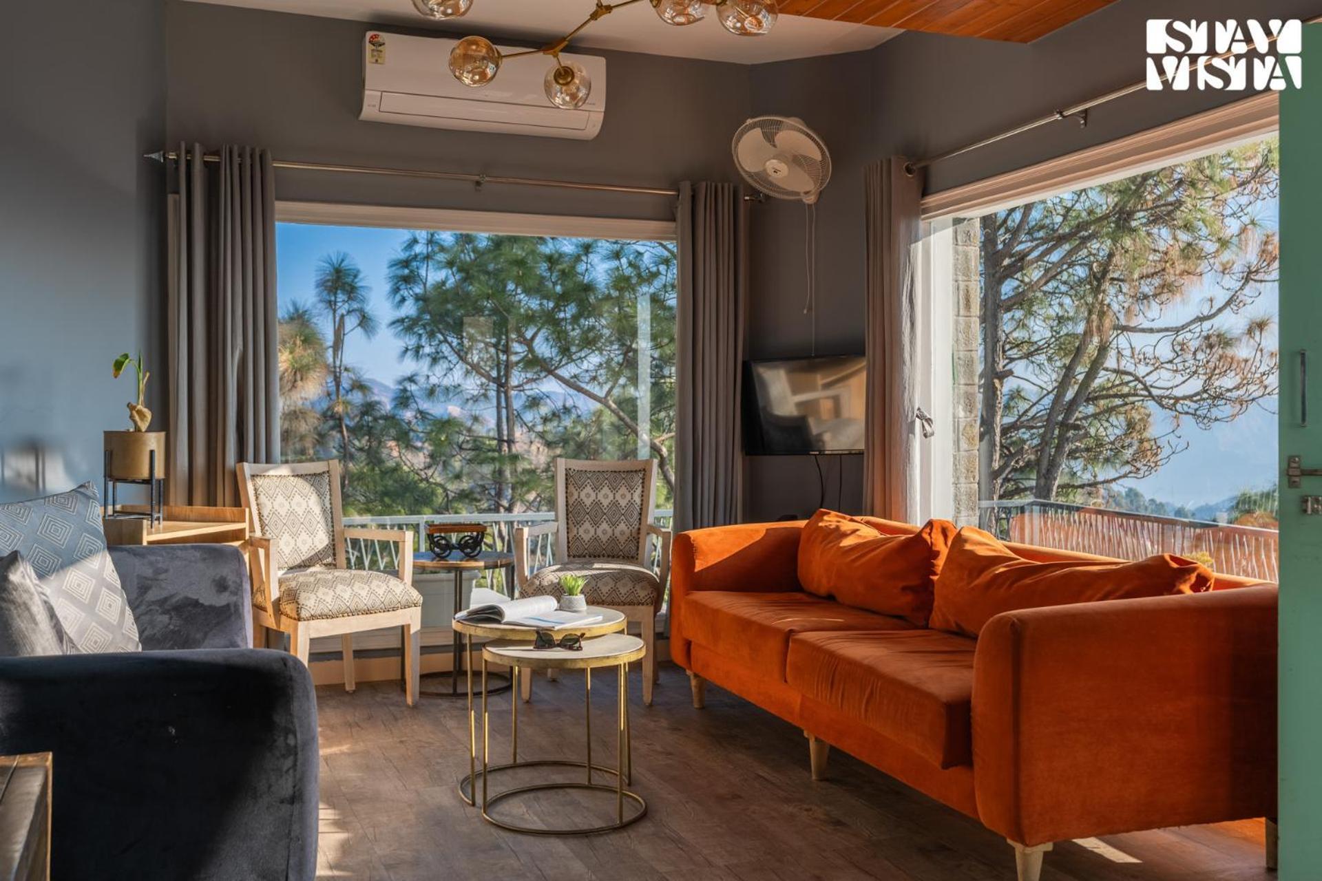 Stayvista At Serene With Outdoor Bonfire Barog エクステリア 写真