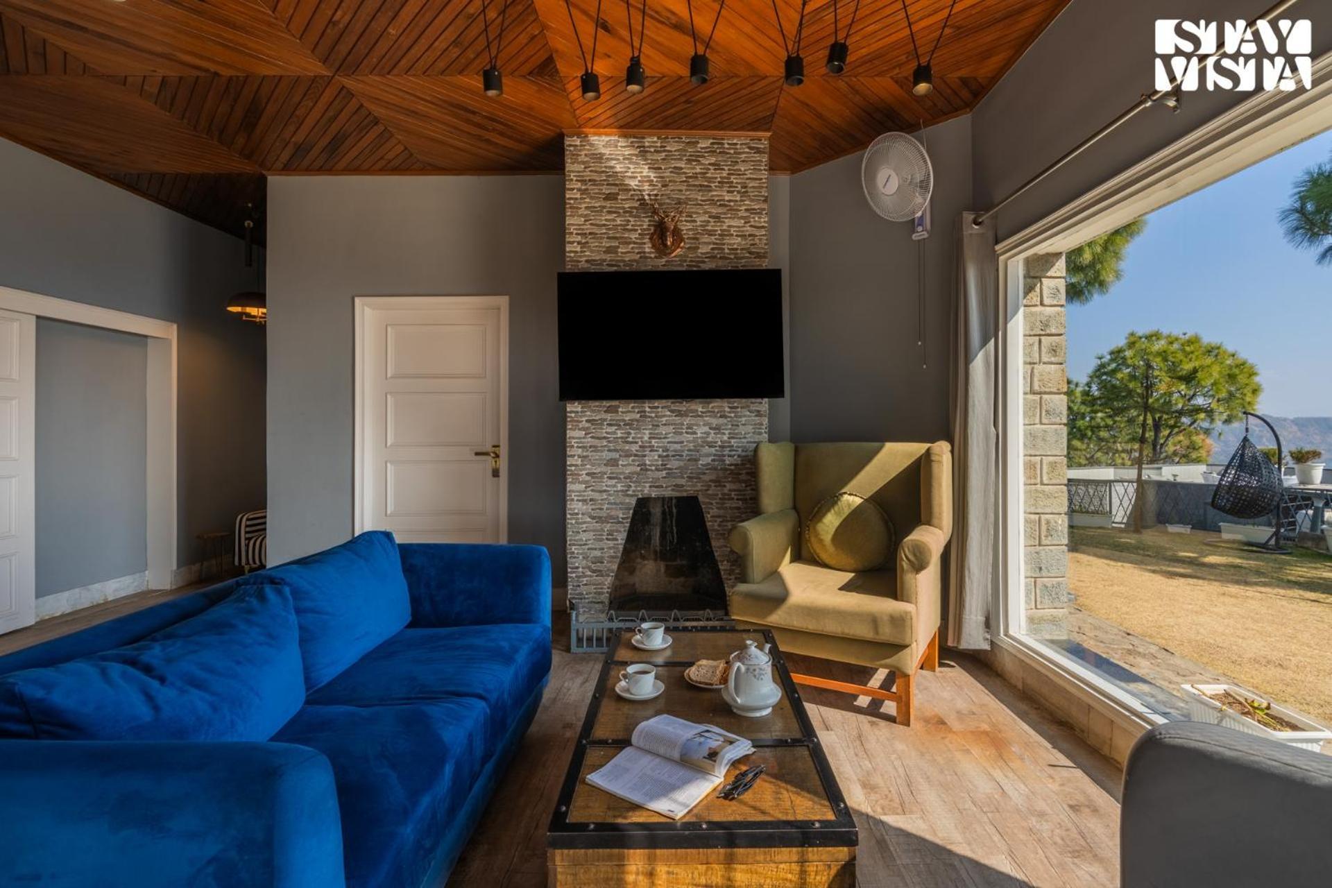 Stayvista At Serene With Outdoor Bonfire Barog エクステリア 写真